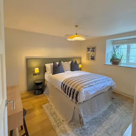 Little Wren Couples Retreat Cartmel