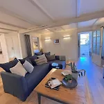 Little Wren Couples Retreat Apartamento *
