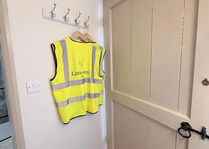 Little Wren Couples Retreat 公寓